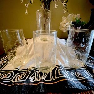 VTG..NEW “ALDEN” FLORAL ETCHED BLOWN/PRESSED FINE GLASSWARE..SET OF 8..SZ.5”